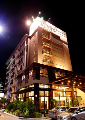 Отель Bonito Chinos Hotel  Nakhon Sawan